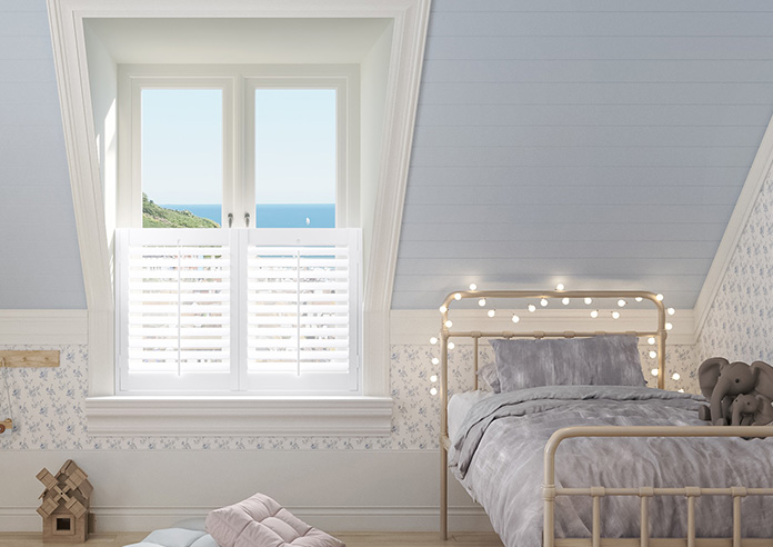 Bromley, True White - Cafe Style Plantation Shutter - Image 3